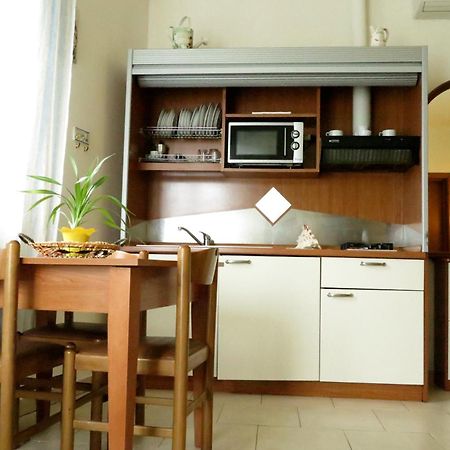 Residence La Villetta Ріміні Екстер'єр фото