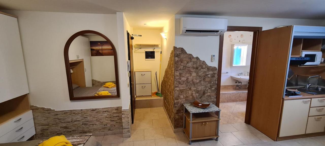 Residence La Villetta Ріміні Екстер'єр фото