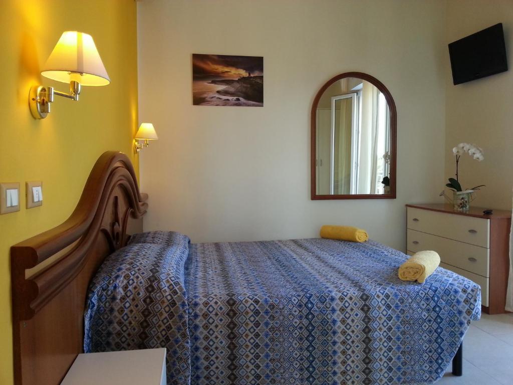 Residence La Villetta Ріміні Номер фото