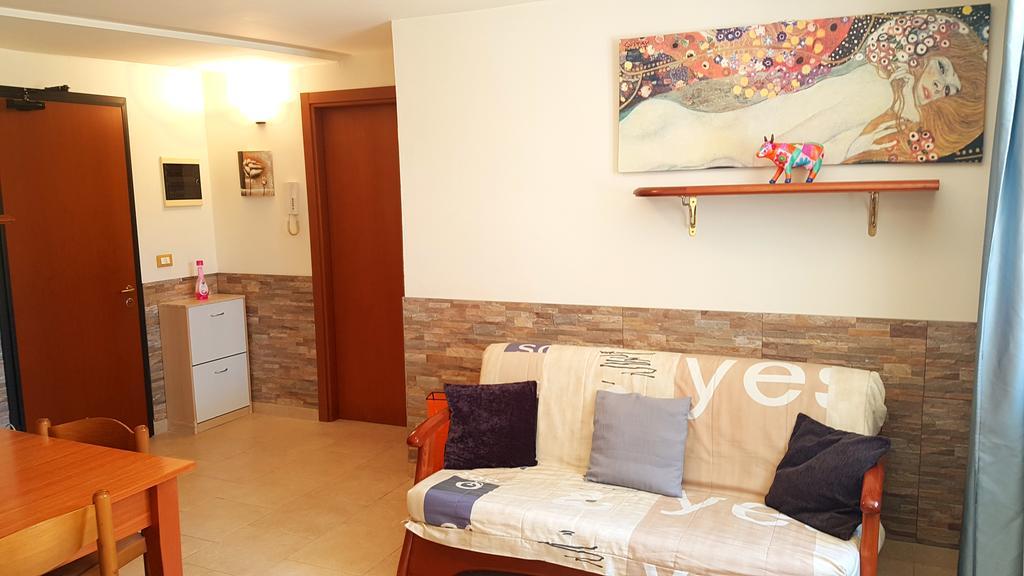 Residence La Villetta Ріміні Екстер'єр фото