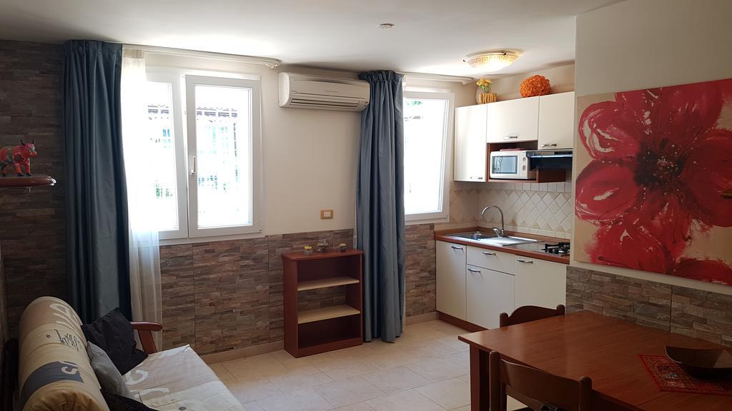 Residence La Villetta Ріміні Екстер'єр фото